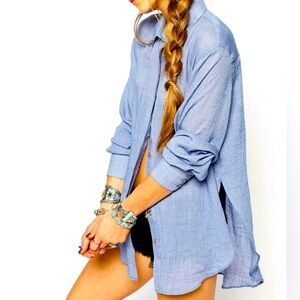 Free People “Thats a wrap” Oversized blue button down long sleeve shirt.